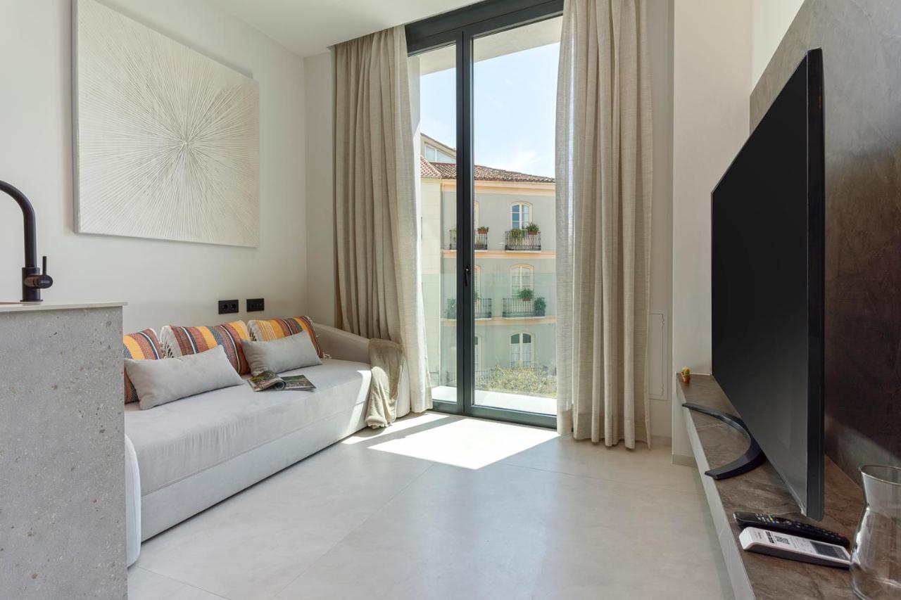 Magnificent Renovated 2Bd 2Bth Duplex With Terrace - City Centre マラガ エクステリア 写真