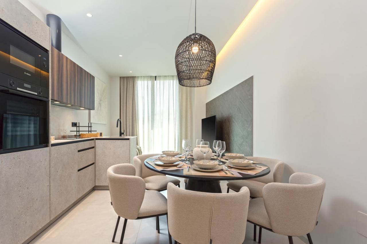 Magnificent Renovated 2Bd 2Bth Duplex With Terrace - City Centre マラガ エクステリア 写真