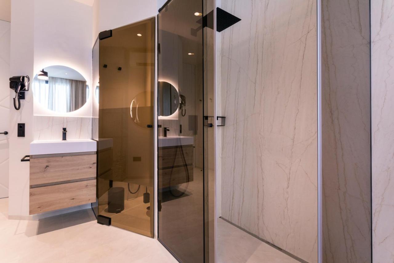 Magnificent Renovated 2Bd 2Bth Duplex With Terrace - City Centre マラガ エクステリア 写真